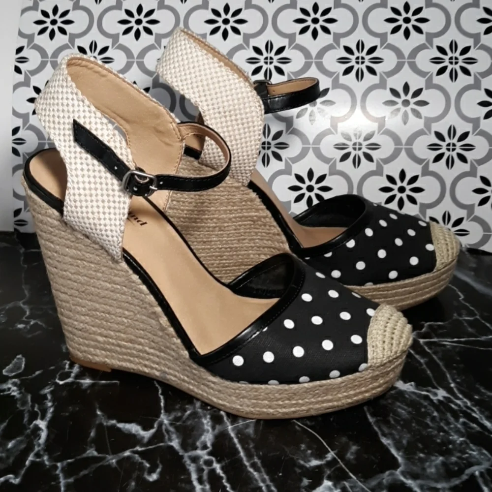 Lucky Brand Wedges Heels 8.5